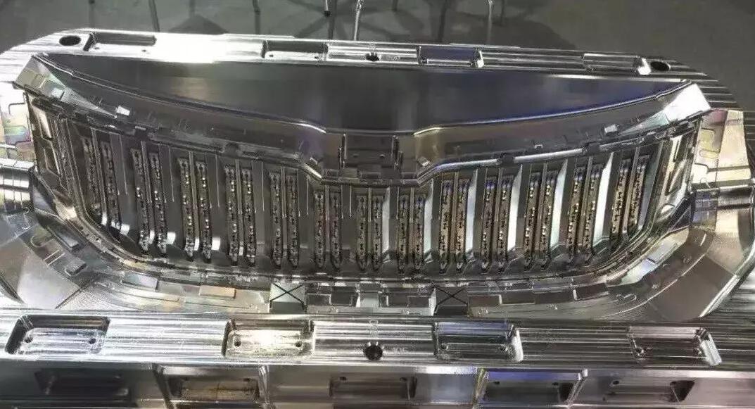 车灯模芯加工  保险杠加工 